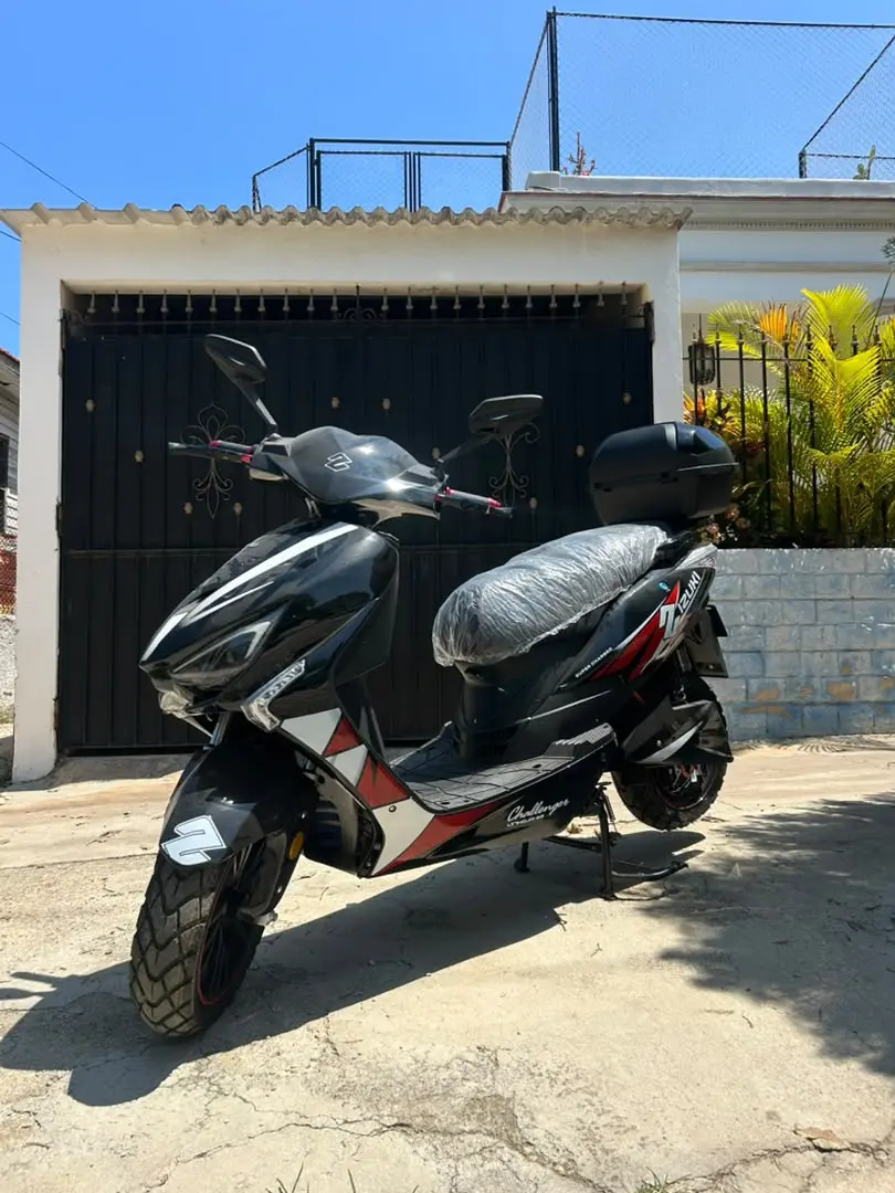 MOTO ELÉCTRICA IZUKI CHALLENGER
